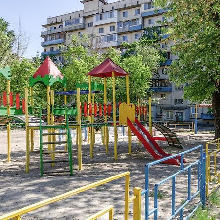 Artal Apartment On Obolonskyi Avenue 16A Kiev Luaran gambar